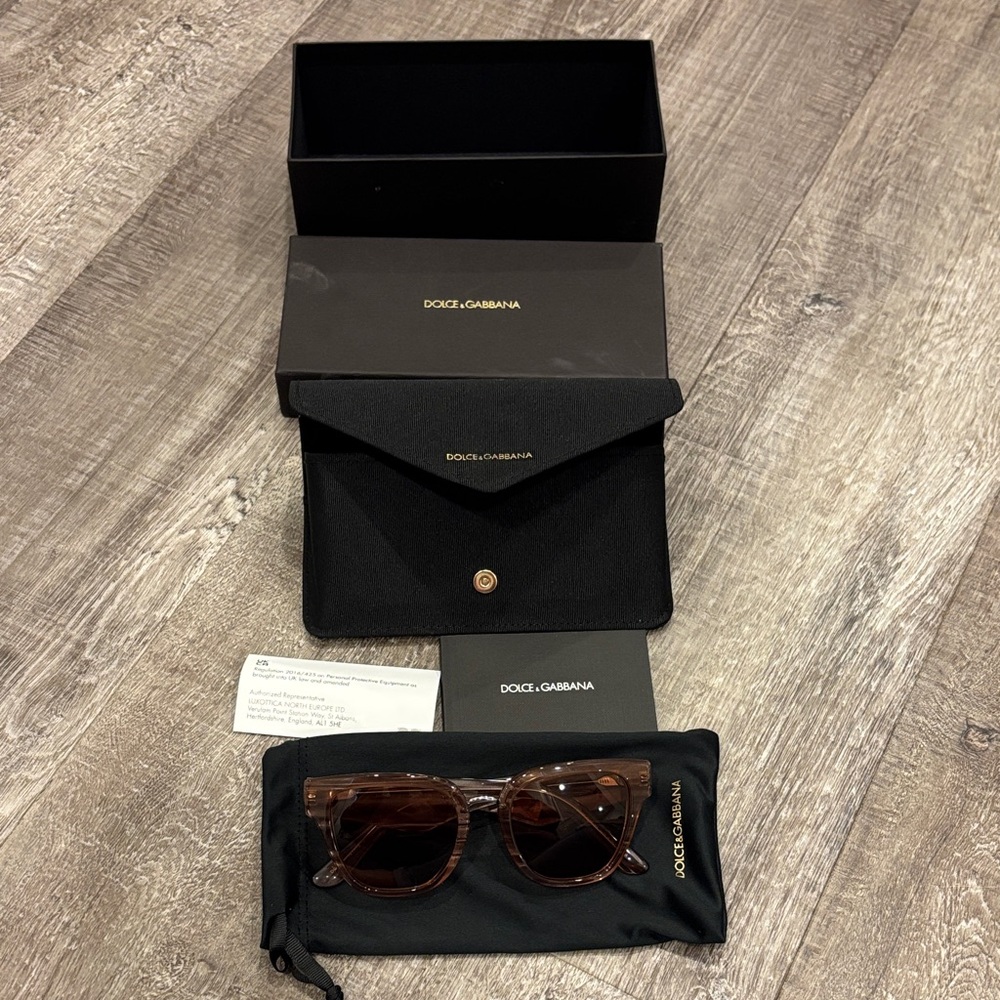 Dolce & Gabbana Sun Glasses - Picture 2 of 5